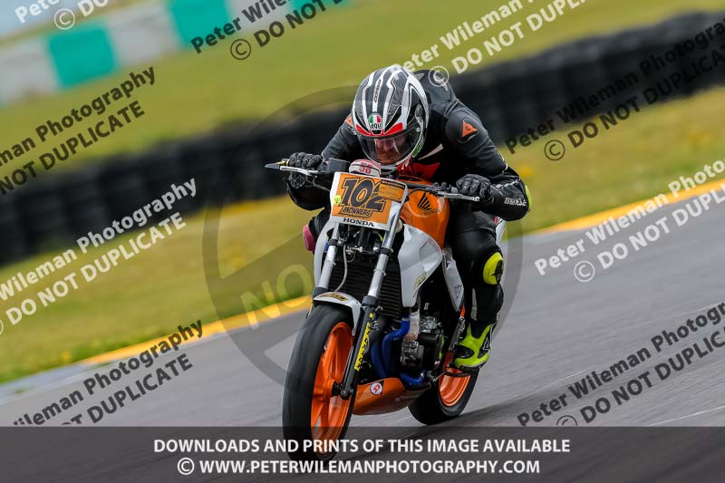 PJM Photography;anglesey no limits trackday;anglesey photographs;anglesey trackday photographs;enduro digital images;event digital images;eventdigitalimages;no limits trackdays;peter wileman photography;racing digital images;trac mon;trackday digital images;trackday photos;ty croes